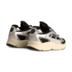 J-20 - Image 12